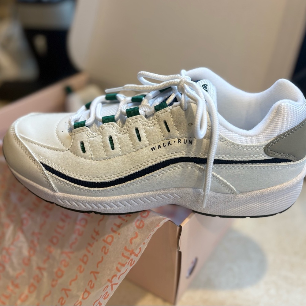 Easy Spirit White and Green Women's Athletic Sneakers-Romy-7.5 - Picture 3 of 7
